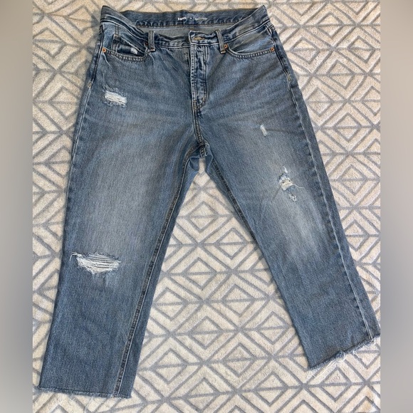 Old Navy Denim - Old Navy High Rise Slouchy Boyfriend Distressed Jeans Size 12
